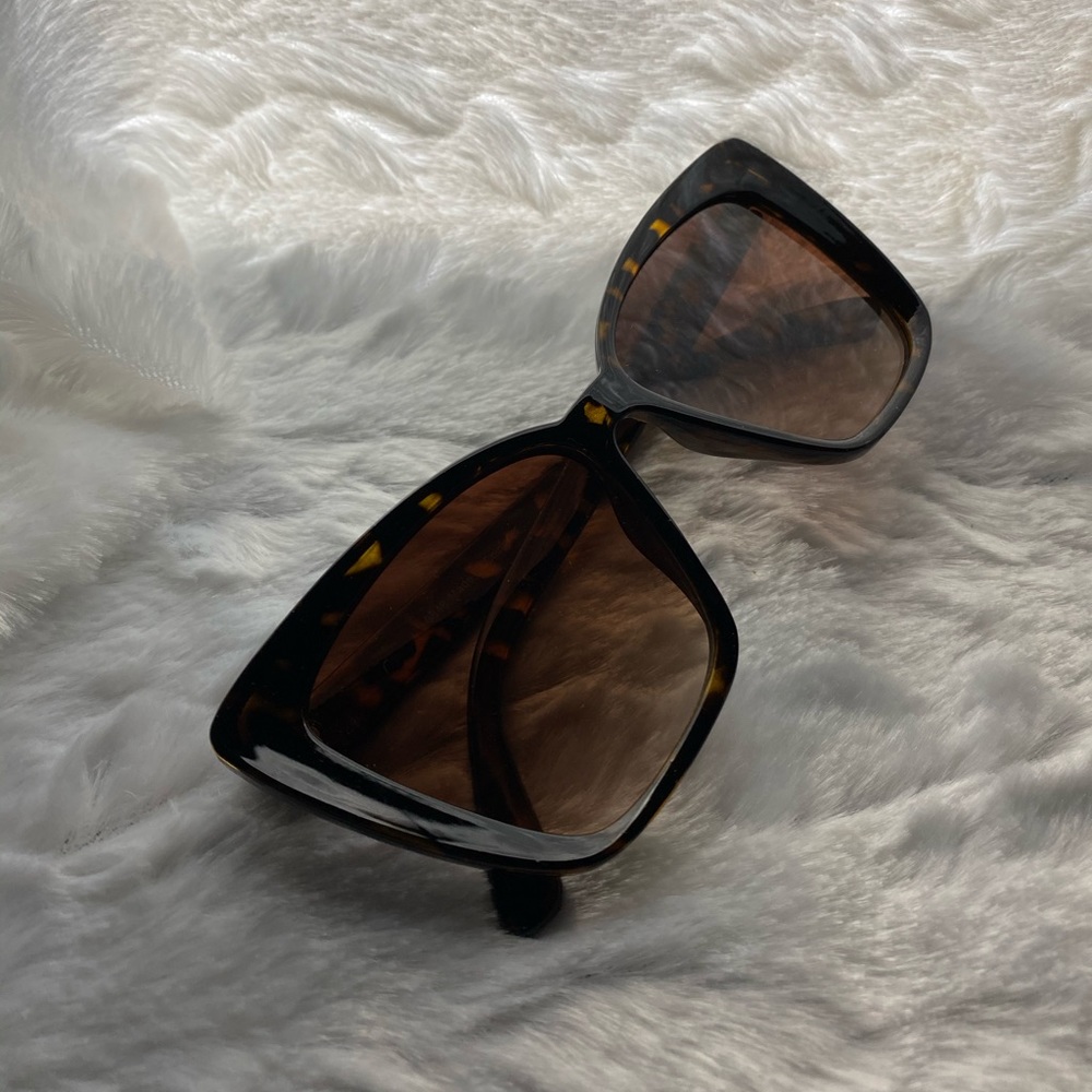 Tortoise frames - Picture 2 of 2